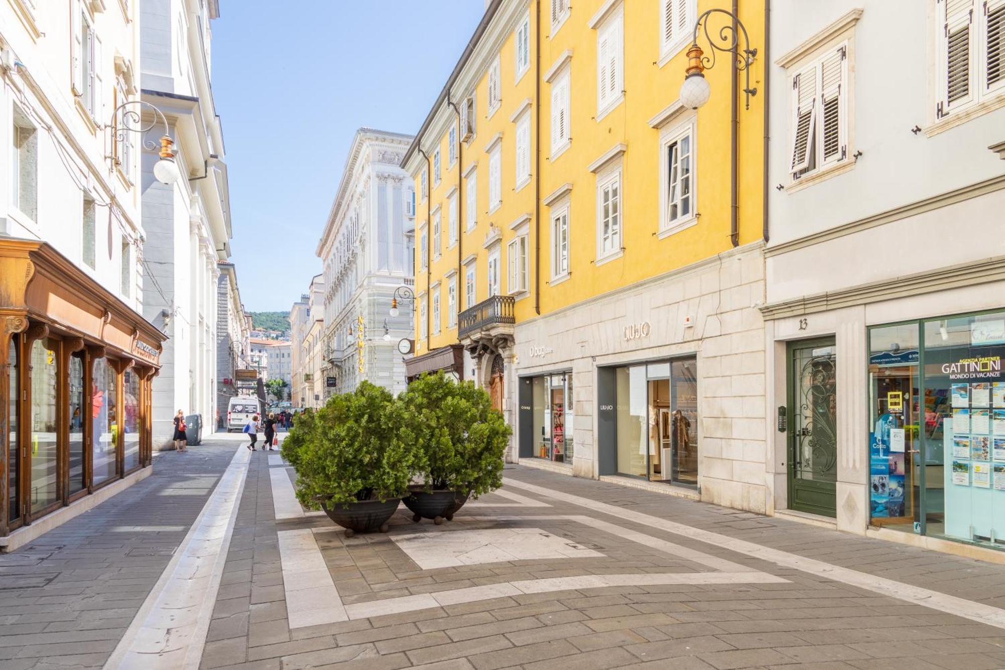 Rifugio Wilde, A Trieste Centro Con Parcheggio エクステリア 写真