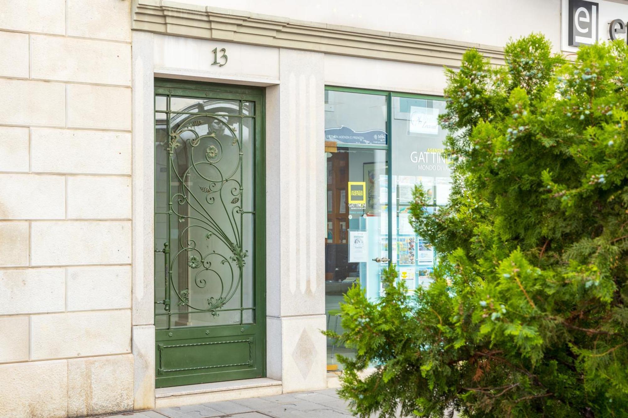 Rifugio Wilde, A Trieste Centro Con Parcheggio エクステリア 写真